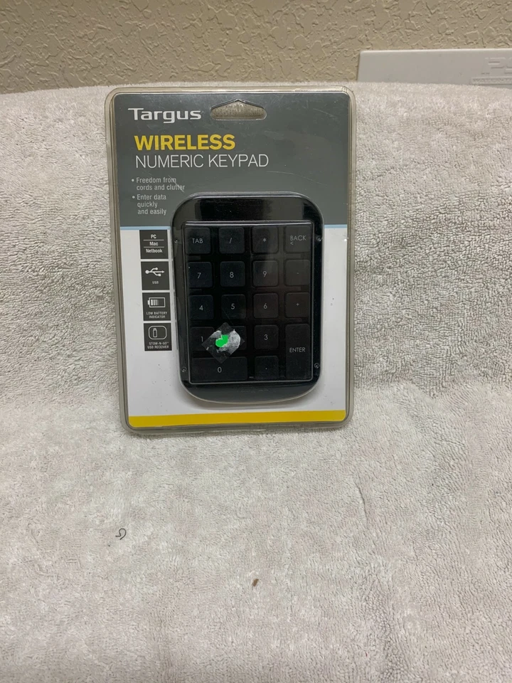 Targus Wireless Numeric Keypad AKP11US - Image 1 of 1