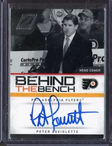 2010-11 Zenith Behind The Bench Autographs #8 Peter Laviolette 143/199 - Foto 1 di 2