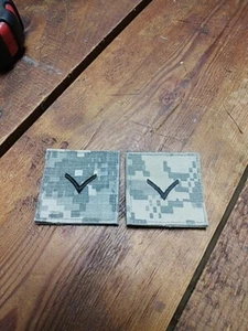 2 Armee ACU Rang privat gebraucht - Bild 1 von 2