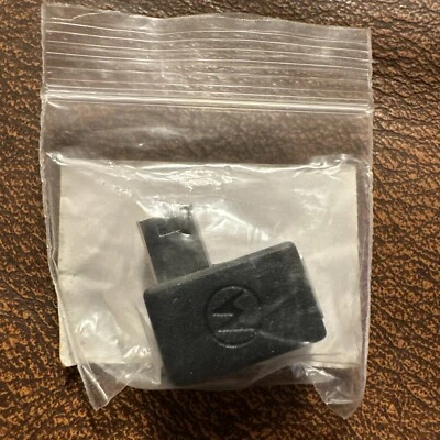 Adaptador de ángulo recto Motorola SKN6182 MiniUSB EMU - Razr MOTO ROKR Z6m - NUEVO Foto 1 de 2