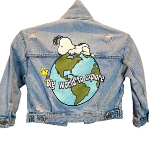Zara x Snoopy Peanuts Denim Jean Jacket Girls Size 7 Big World to Explore Globe - Picture 1 of 16