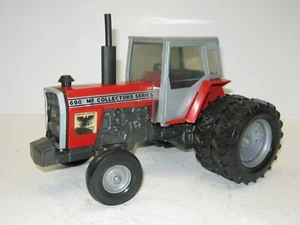 1/20 MASSEY FERGUSON 690 PHOENIX SPECIAL EDITION w/DUALS NO BOX   - Picture 1 of 3