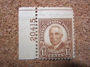 1 1/2 cents Warren G Harding Jumbo w Plate Number Attached MT MNH - Picture 1 of 12