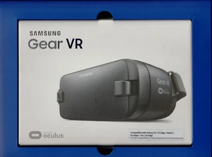 Samsung Gear VR (2016) SM-R323 Virtual Reality Headset - Black - Picture 1 of 3