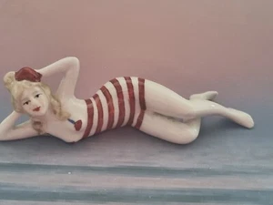 Terrific Art Deco 1920's Style Porcelain Bathing Beauty Figure Pin Doll - Picture 1 of 4