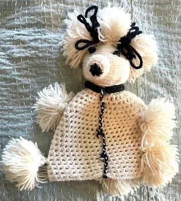 Sombrero caniche tejido blanco vintage para niños detalles negros Foto 1 de 4