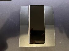 Samsung Galaxy Z Fold3 5G SM-F926B/DS - 256GB - Phantom Silver (Unlocked)