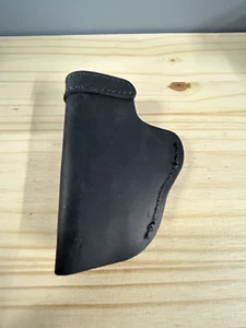 Compact Pistol 9mm semi IWB Holster SOFT - Picture 1 of 2