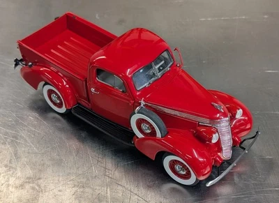 1937 Studebaker пикап литой / Danbury новом 1:24 / без коробки / без резерва - Изображение 1 из 4