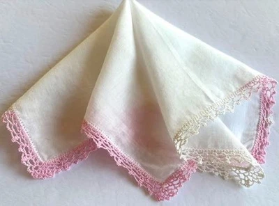 VINTAGE HANKY HANKIE SWEET VINTAGE POST WWII HAND CROCHET EDGE IN PINK AND WHITE - Image 1 of 4