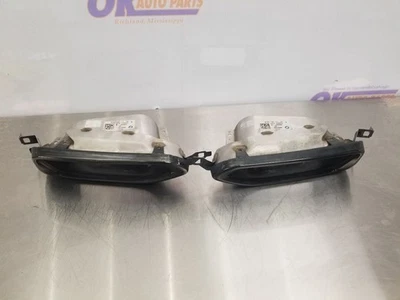 19 2019 BMW 750I M REAR BUMPER EXHAUST BEZEL SET 51128063167 Foto 1 de 4