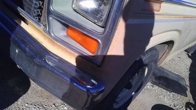 Luz de esquina/estacionamiento lámpara de estacionamiento señal de giro compatible con 81-86 BRONCO 30984959 Foto 1 de 4