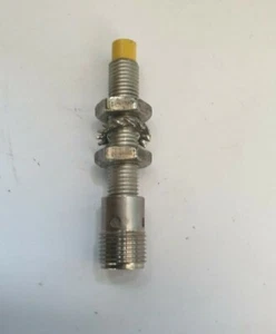 TURCK 4600640 Inductive Proximity Sensor (R3S2.2B1) - Imagen 1 de 3