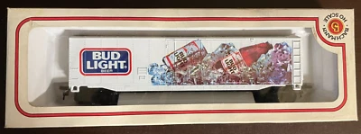 BACHMANN HO #431008J7 - 51' Box Car - Bud Light - Image 1 of 3