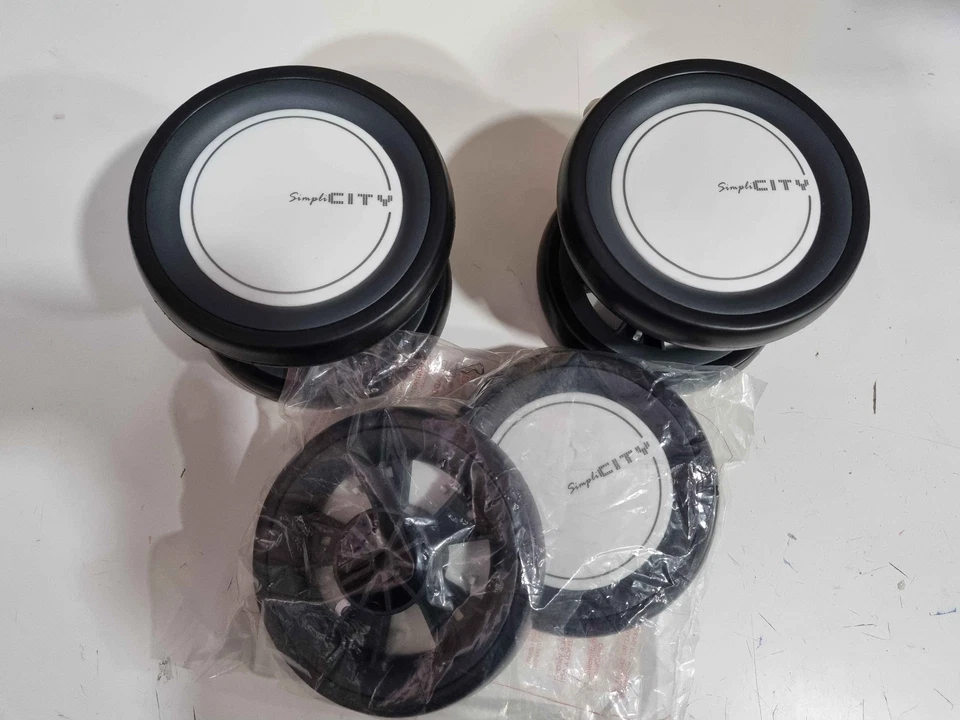 Ruote Passeggino Simplicity Chicco Bianche Ricambio Originale 2 Ruote Posteriori - Immagine 1 di 2