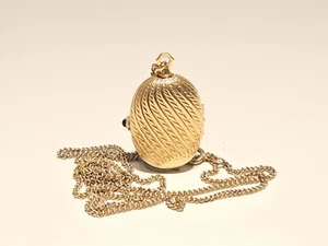 VINTAGE RARE LUXURY OVAL RELEIF SWISS GOLD PLATED LADIES WATCH PENDANT "ROYAL" - Picture 1 of 12
