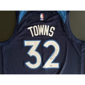 Karl Anthony Towns Signed Minnesota Timberwolves Jersey PSA/DNA - Picture 1 of 4