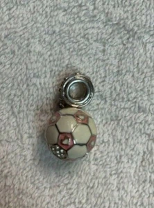 Neu Lauren G Adams Rhodium & Emaille Fußball Anhänger, passt allen Marken ~ - Bild 1 von 2