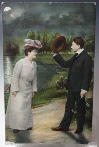 POSTKARTE ROMANTIK ZWEI UNTERTEILE SIE GRÜSSEN EINANDER 1908 1-73 VINTAGE - Bild 1 von 4