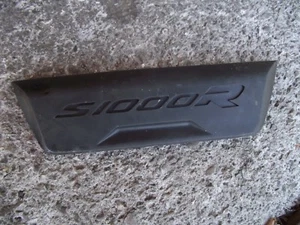 BMW S1000R 2013-2016 ORIGINAL PILOT RIDERS SEAT TAIL COWL RUBBER INFILL S 1000 R - Picture 1 of 2