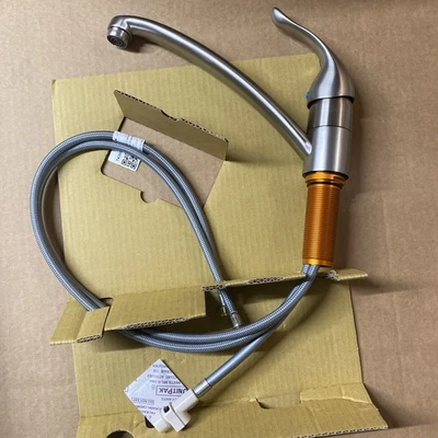 Grifo de cocina Moen 7430SRS - Chateau de una sola manija B1 Foto 1 de 3