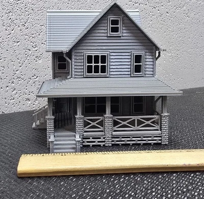 Casa modelo escala HO 1:87 "Una historia de Navidad" sin pintar sin montar Foto 1 de 4