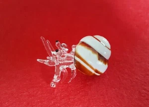 Glass Hermit Seashell Crab Figurine Hand Blown Craft Desk Decor Art White 2" - Picture 1 of 11
