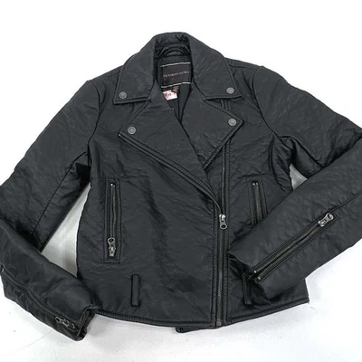 Chaqueta de motociclista Victoria's Secret negra de cuero sintético para mujer XS NUEVA CON ETIQUETAS Foto 1 de 4