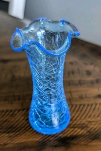 Vintage Blenko Blue Crackle Glass Mini Vase Glows Under UV Light 5.5" Tall - Picture 1 of 7