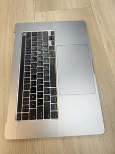 MacBook Pro 16" 2019 A2141 Top Case - Palmrest + Trackpad/ Fans And Ports - Zdjęcie 1 z 3