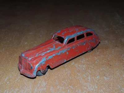 Tootsie Toy Red Streamline Torpedo Sedán Años 40 5,5" Foto 1 de 4
