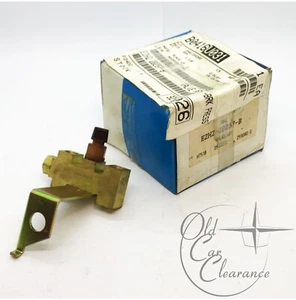 1982 Ford Heavy Duty Truck Brake Pressure Valve with Switch (E2HZ2B257B) NOS - Picture 1 of 7
