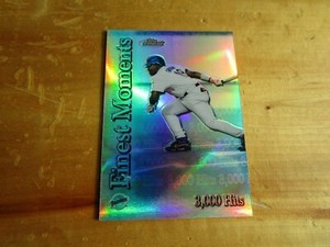 2000 Topps Finest Tony Gwynn Finest Moments REFRACTOR Card Padres #FM3