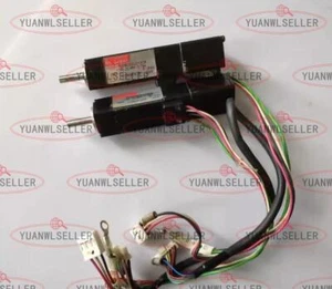 UNO Servomotor Usado Sanyo DENKI P50B02002DXS28 - Imagen 1 de 1