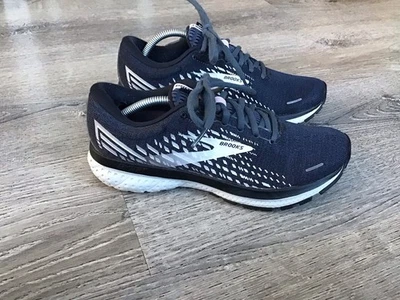 Brooks Zapatos para Correr Tenis Para Mujer Talla 8 B Ghost 13 1203381B023 Negro Gris Foto 1 de 4