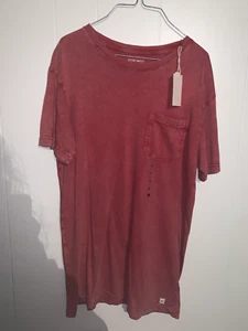 Short Sleeve Red Shirt Medium DepartWest Buckle Heathered Pocket Tee New! - Picture 1 of 4