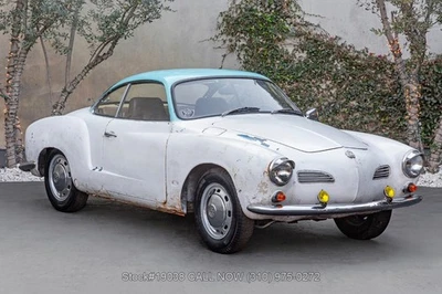Volkswagen Karmann Ghia 1968 cupé Foto 1 de 4