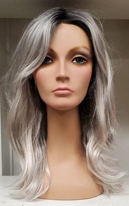 Parrucca sintetica Sage 2400 Rene of Paris colore pietra di luna nuova con etichetta da esposizione - Foto 1 di 7