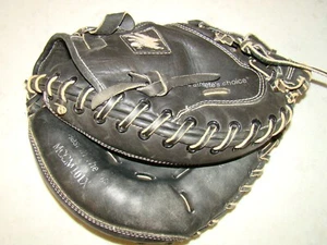 Macgregor MCCM101X Scoop Toe Black Catchers Mitt Right Handed - Picture 1 of 7