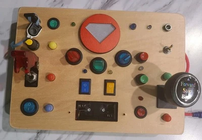 POLKRANE LED Tablero Ocupado Juguete de Aprendizaje Sensorial para Desarrollo de Niños Pequeños (Caja Abierta) Foto 1 de 4