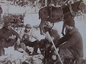Chasse Photo Stéréo. A Lunch by the Wayalde. Copyright 1899 bu B. L. Singley  - Imagen 1 de 5