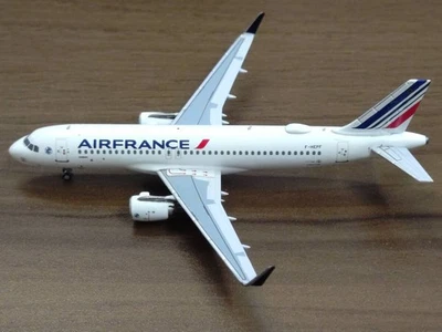 NGmodels Air France A320-200 F-HEPF 1/400 583353 - Image 1 of 4