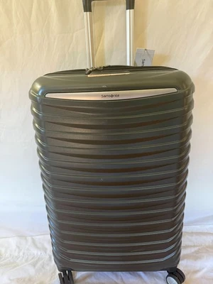 $480 Samsonite Spin Tech 6 Medium Spinner Luggage Hardcase 25" Green - Image 1 of 4