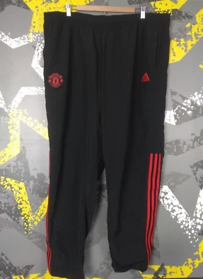 Pantalones de fútbol de entrenamiento Manchester United negros Adidas para hombre talla 3XL ig93 Foto 1 de 4