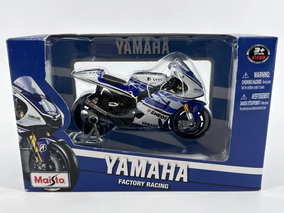 Maisto Yamaha Factory Racing No. 11 Ben Spies 1:18 Die-Cast Motorcycle (2012) - Image 1 of 4