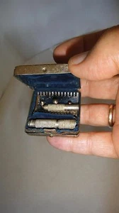 Vtg 1940's Travel Military Safety Razor Set Original Compact Brass Case German - Picture 1 of 12