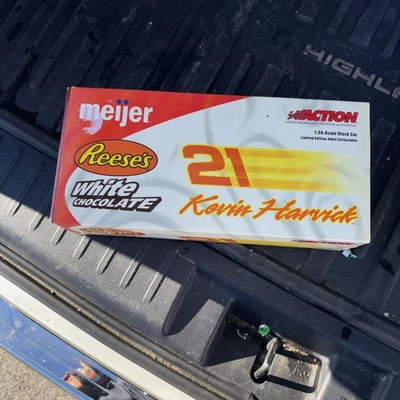 Kevin Harvick #21 Reese’s White Chocolate Meijer Chevy 1:24 Club Car Foto 1 de 4