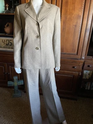 Traje pantalón para mujer Le Suit 2 piezas lt. verde oliva/marrón tweed, forrado talla 16 usado en excelente estado Foto 1 de 4