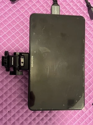 Neewer F700 7" HD Touch Screen Camera Field Monitor 1920x1080 - Image 1 of 4