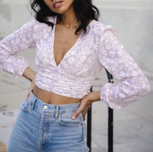 Elodie Chloe Lavender Cropped Long Sleeve Top Lavender Floral Size Small - Picture 1 of 10
